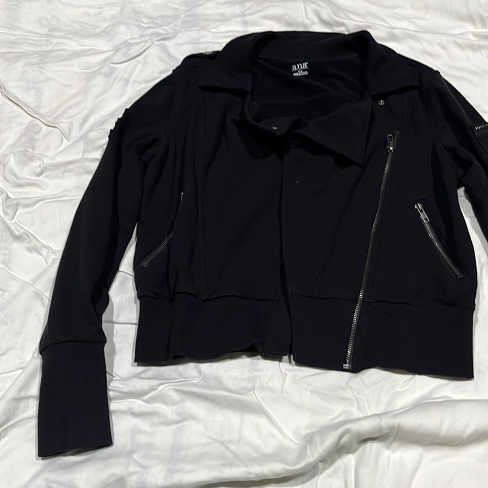 Ana Sweat shirt . Size M/M